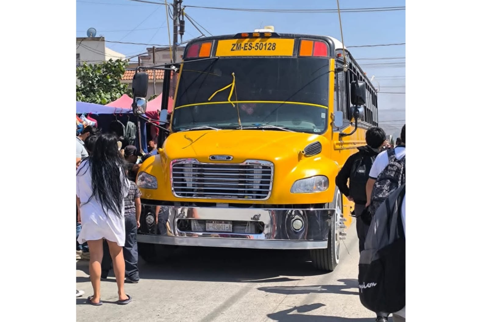 Muere madre que salvó a su hija de ser atropellada por camión escolar ...